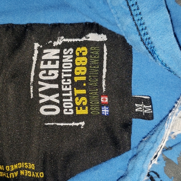 Men's Shirt - Picture 4 of 5